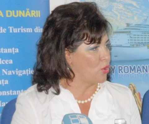 Martin solicită ministerului de resort să reînfiinţeze biroul de turism de la Atena